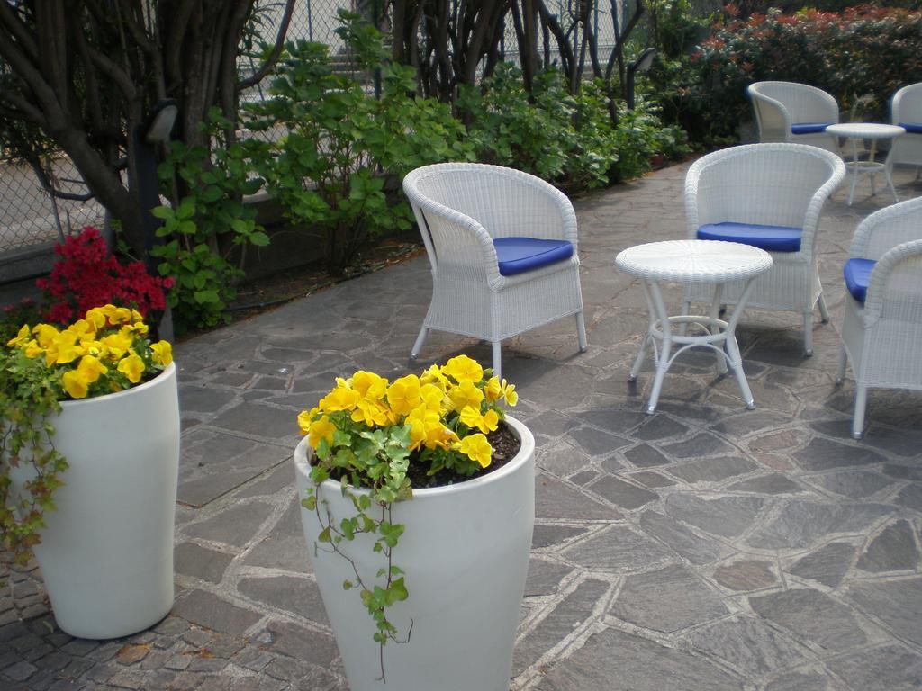 Bike & Wind Hotel Villa Maria Torbole Sul Garda Kültér fotó