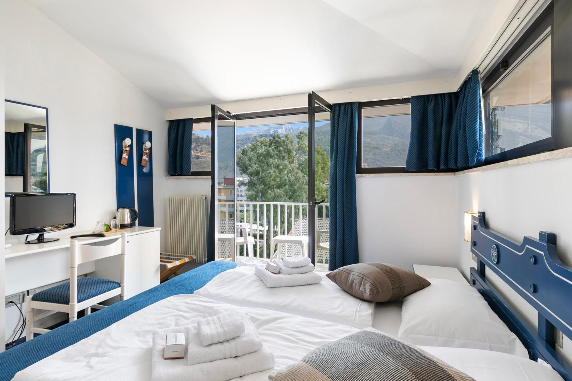 Bike & Wind Hotel Villa Maria Torbole Sul Garda Kültér fotó