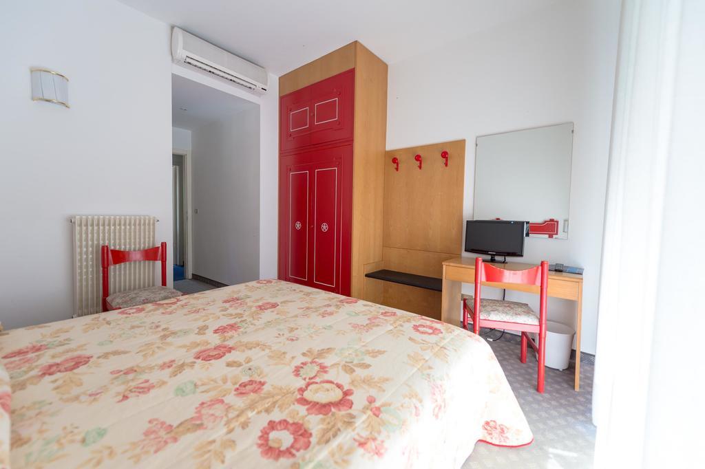 Bike & Wind Hotel Villa Maria Torbole Sul Garda Kültér fotó